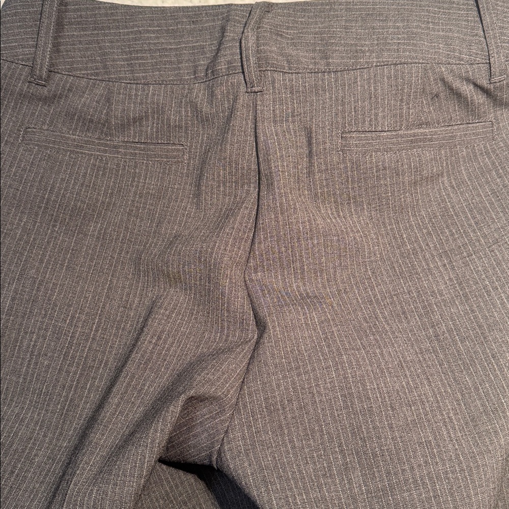 Banana Republic Women’s Gray Pinstripe Suit - Picture 9 of 12